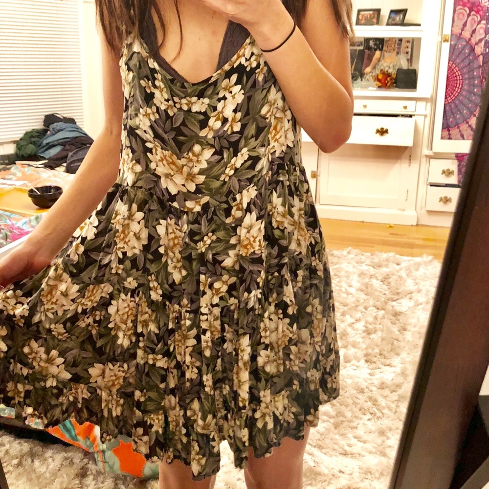 Brandy Melville Summer Ruffle Dress